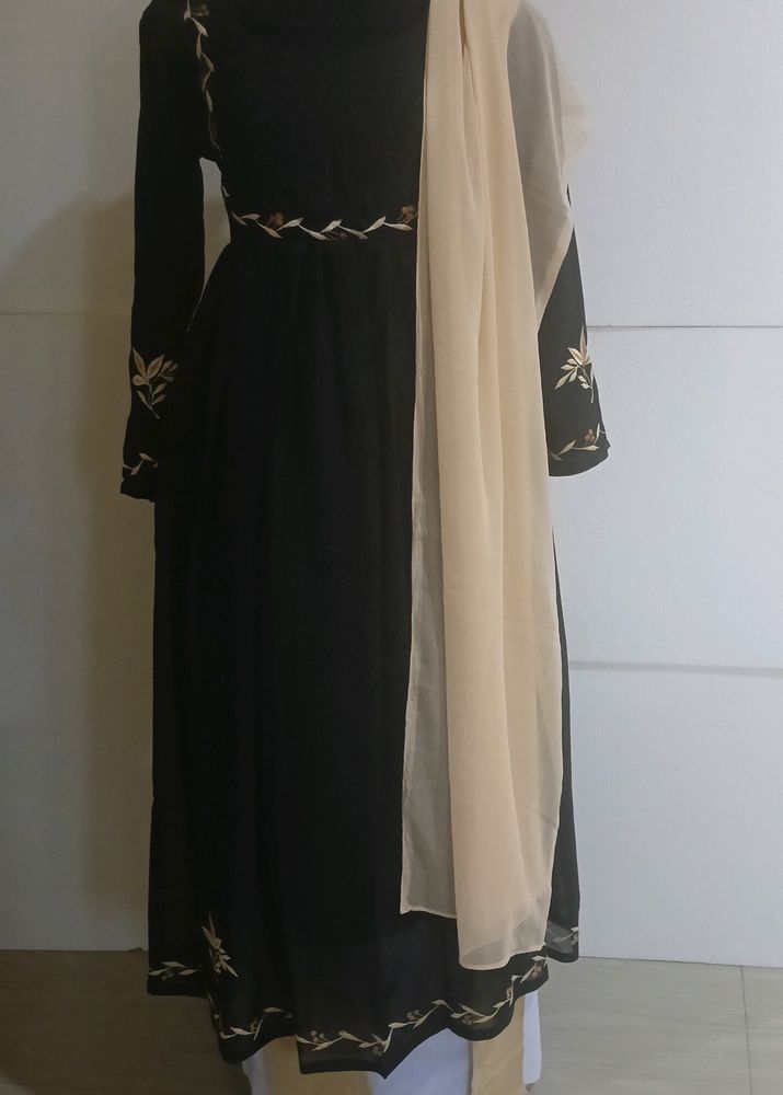 Brand New Beautiful 3 Piece Kurta Set