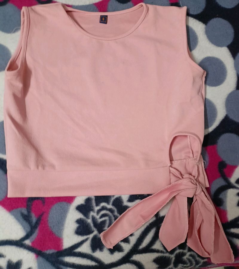 pink crop top