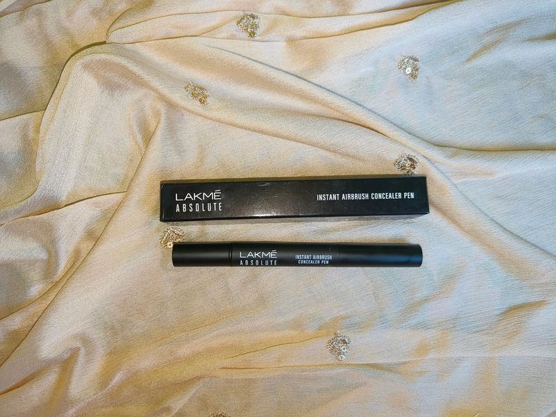 Lakme Absolute Airbrush Concealer Pen