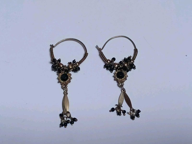 Gold And Black Party Wear Earrings