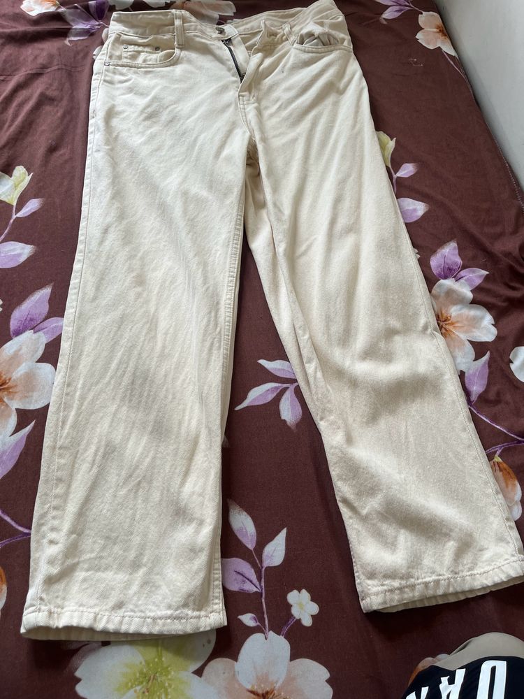 Baggy Jeans In Beige Color