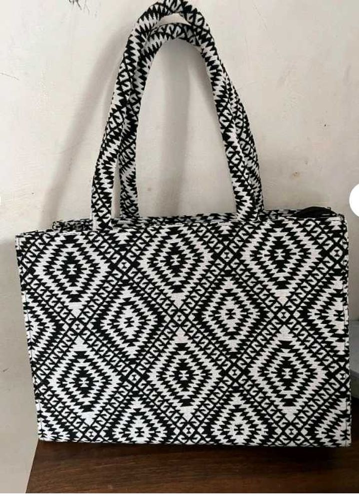 Trendy Casual Canvas Handbag