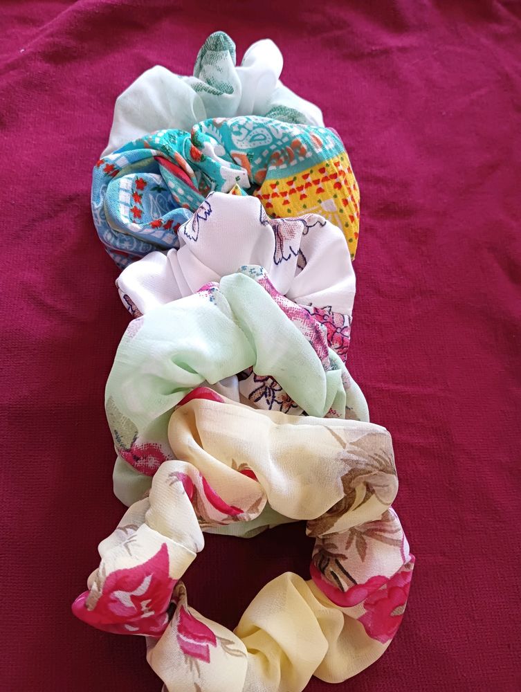 Set Of 5 Aesthetic Scrunchies