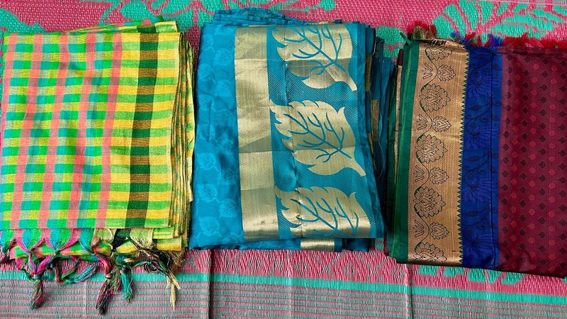 Women Sarees Set Of 3