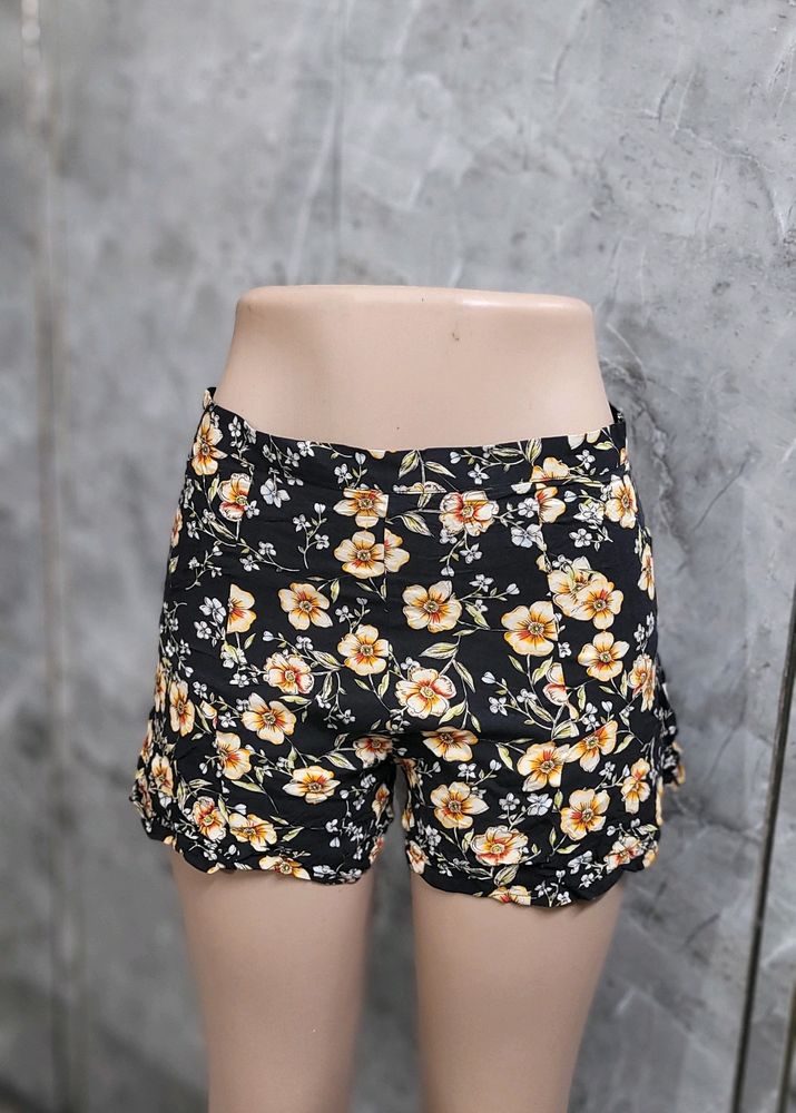 Black Floral Printed Shorts