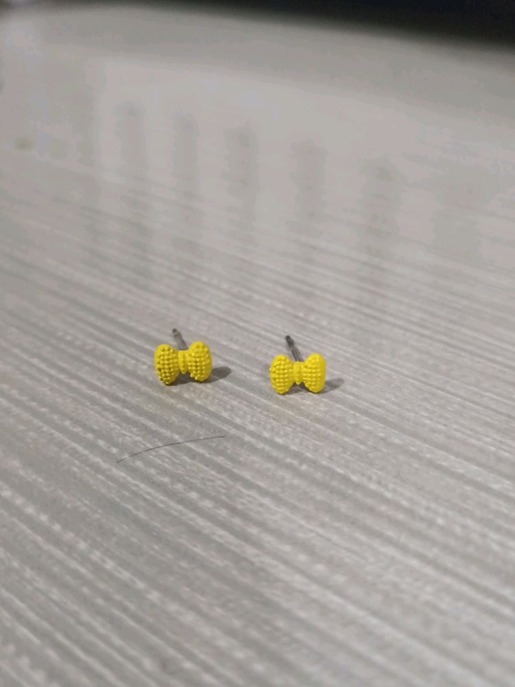 bow ribbon yellow earring stud