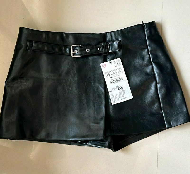 ZARA Faux Leather Belted Skort!