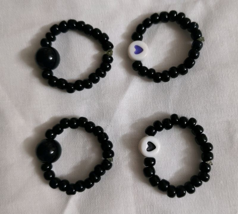 Pack Of 4 Rings