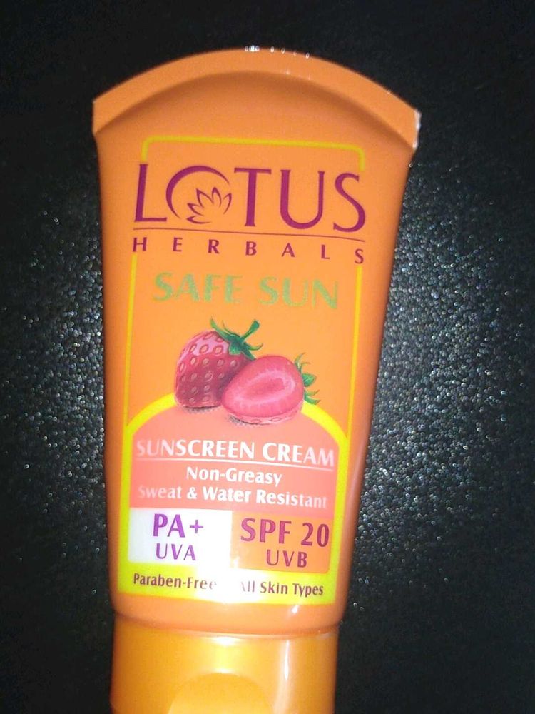 Sunscreen Lotus