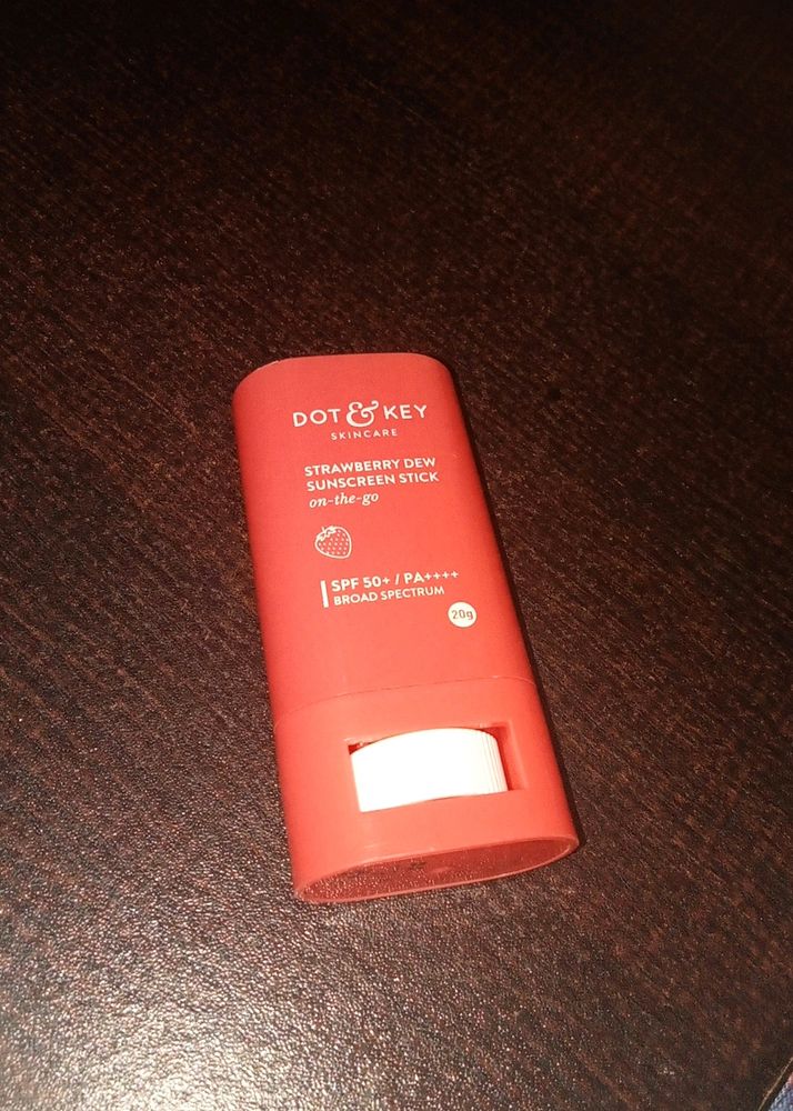 DOT AND KEY SUNSCREEN STICK