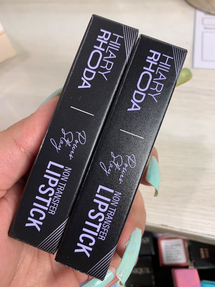 Combo Of 2 Hilary Rohoda Lipsticks