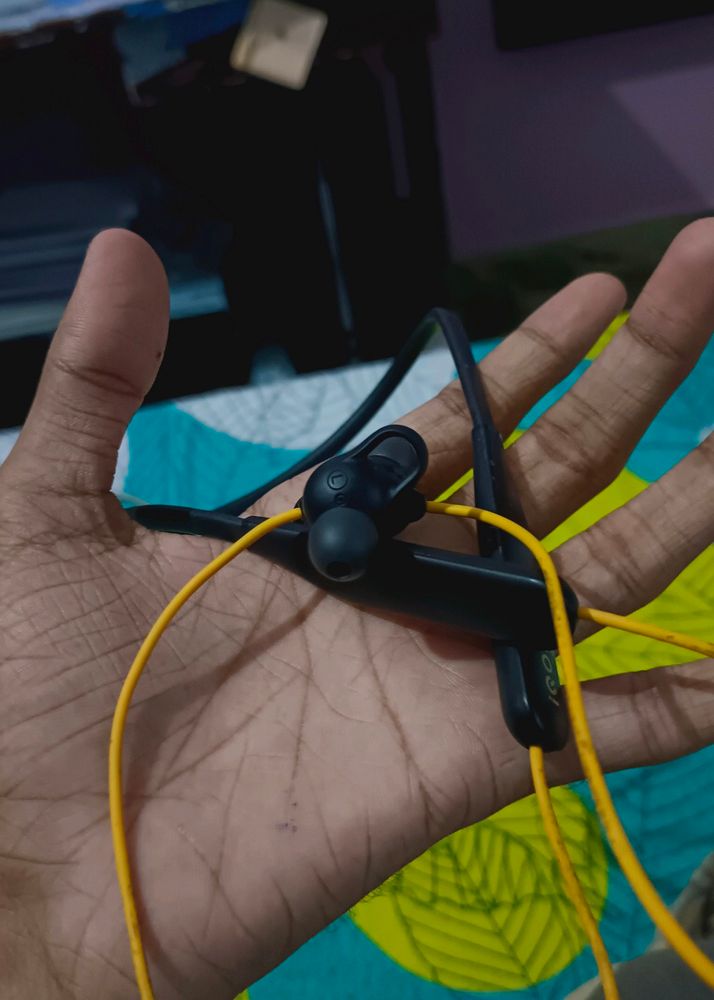 Earphone Used In Excellent Conditions