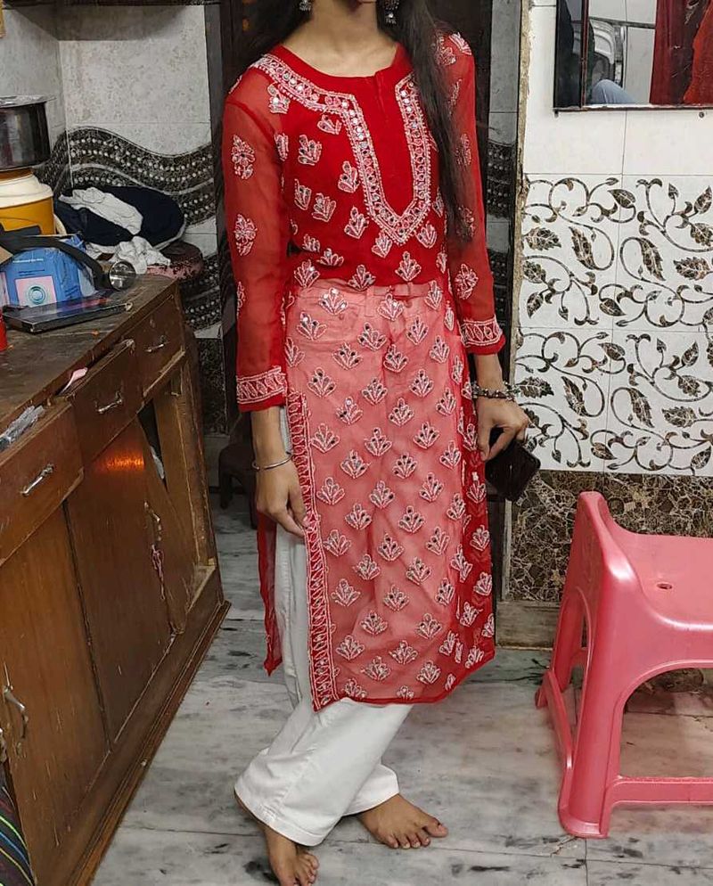 chikankari kurti 😘