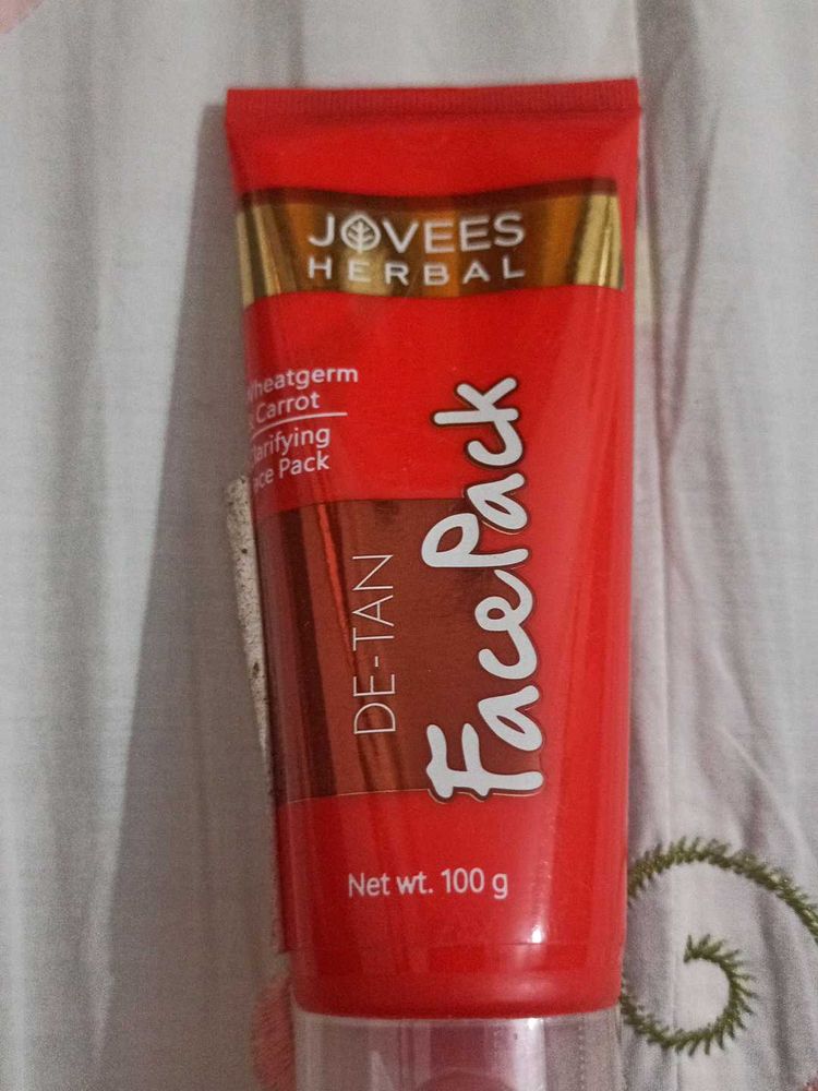 Jovees Herbal De tan face pack