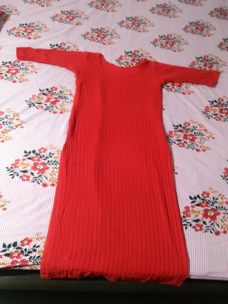 Red Kurti