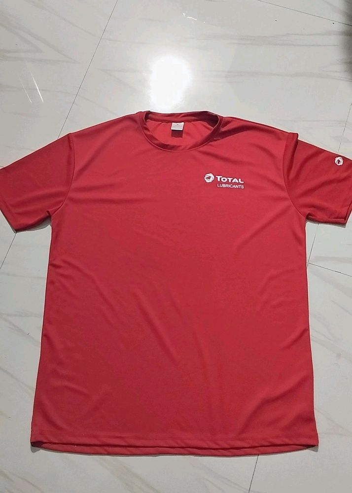 New Smart Red T-shirt XL