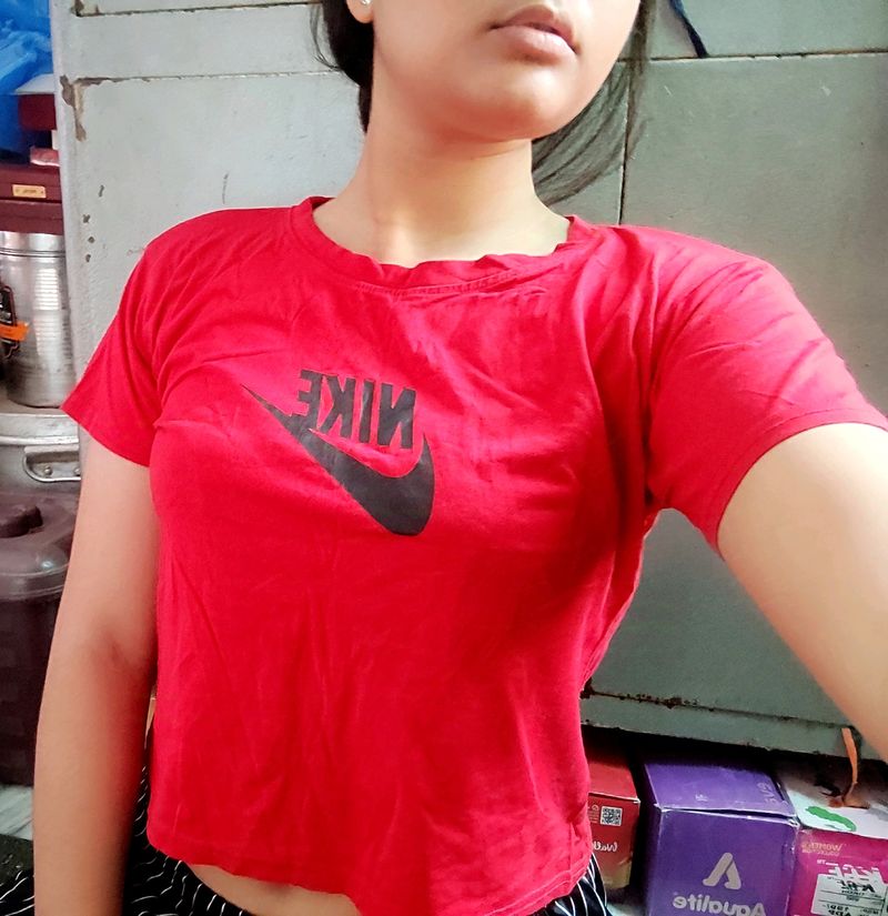 Nike Red T Shirt 🥳🥳