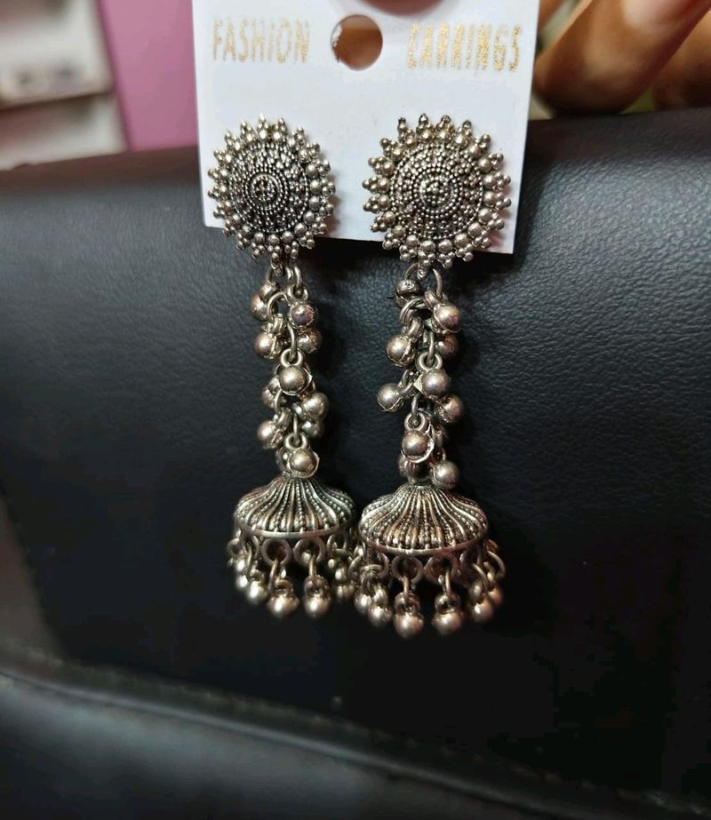 Silver Jhumka & Nose pin Combo