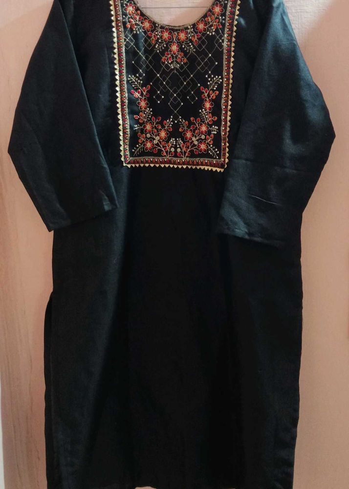 BRAND NEW KURTA !!!