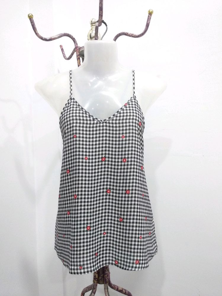 Checkered Floral Sleevless Top