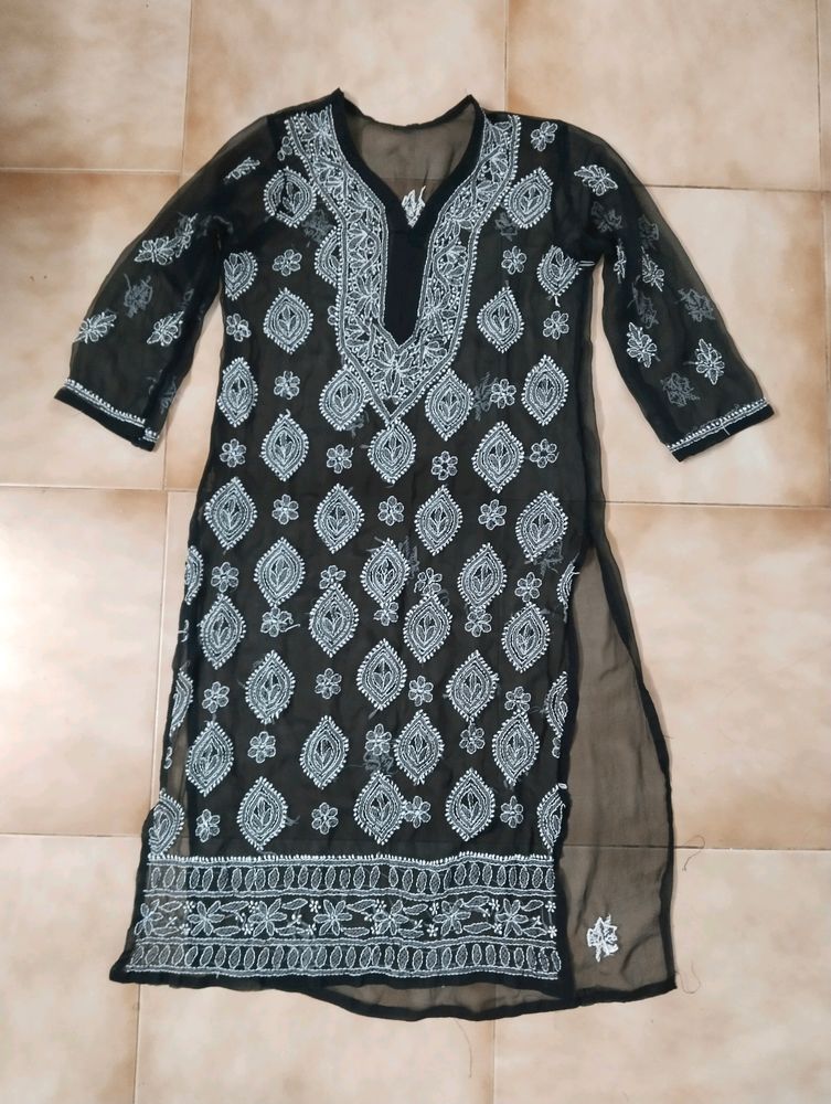 Chikankari Kurtha