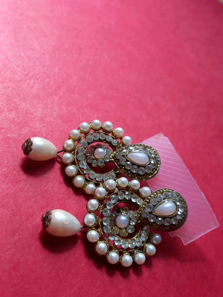 Pearl & kundan Earrings + Gold & Black Earring