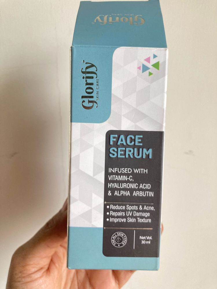 Glorify Alpha Arbutin With Vitamin C Serum