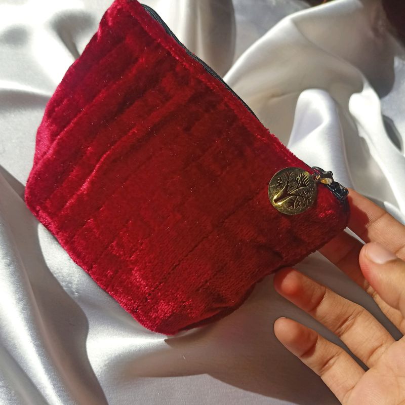 Red Velvet Pouch 🍒🎀