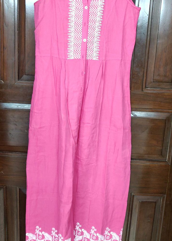 🎀PRICE DROP 💧GLOBAL DESI PINK  GOWN IN XS Size