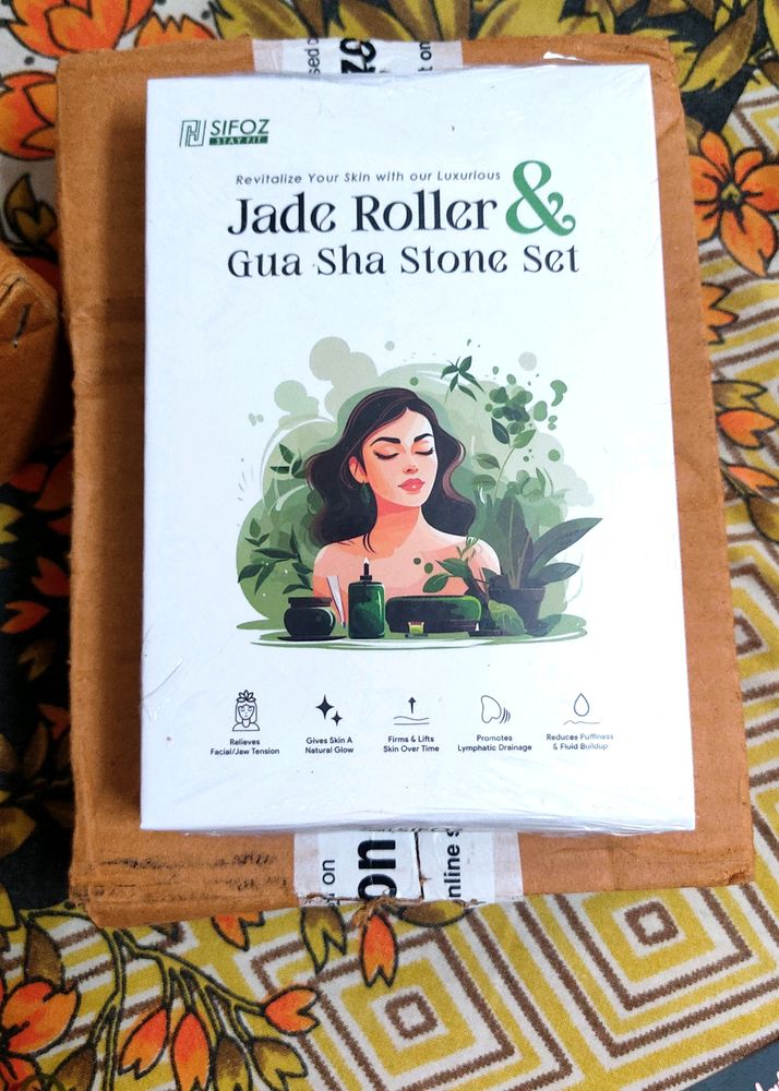 Sealed Pack Real Jade Roller & Gua Sha