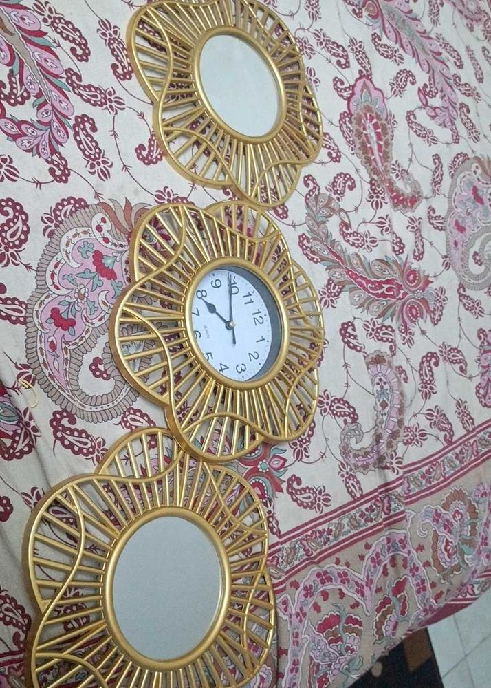 Wall Mount 3 Show Peices In One Clock