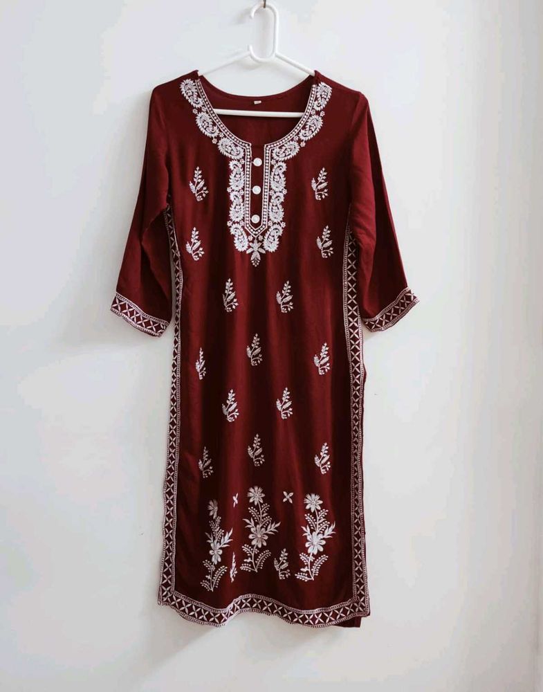 Chikankari Maroon Kurta (2 inch Margin)