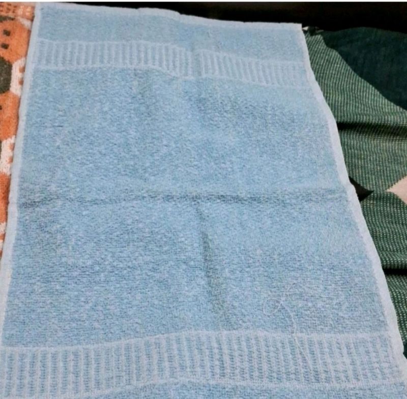 Combo  Of  4 Pc Cotton  Hand Towel