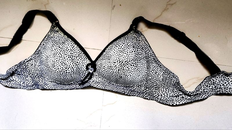 light puf bra with beautiful print