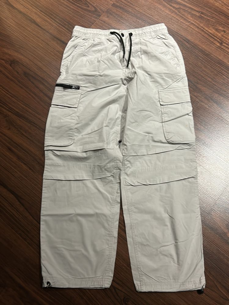 H&M White Loose Fit Cargo Pants