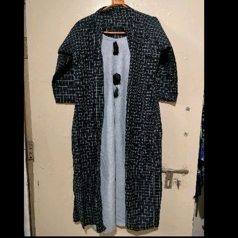 Grey Kurta With Black Shrug