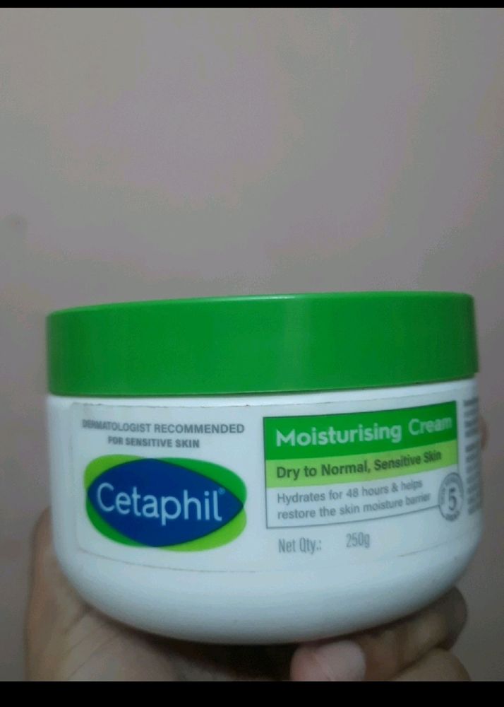 Cetaphil Moisturising Cream