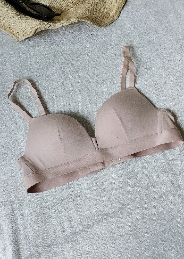 Used Pink Bra🎀