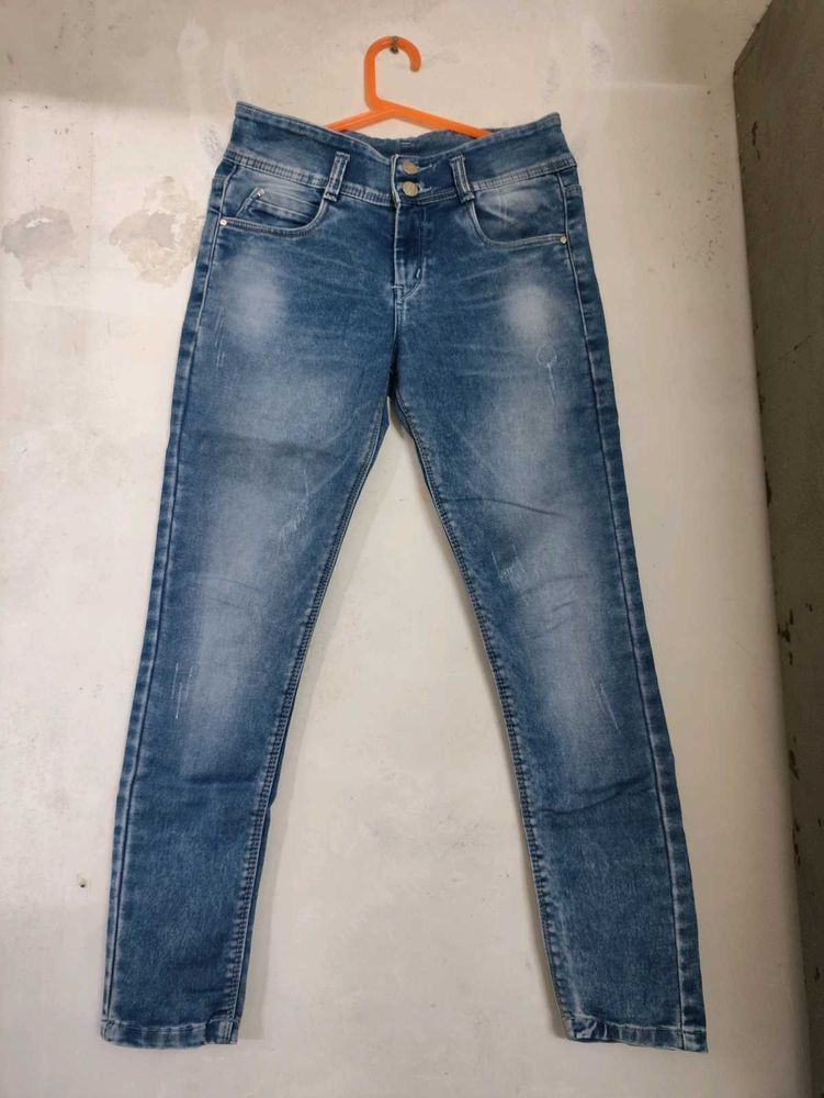 Skinny Fit Jeans For Women