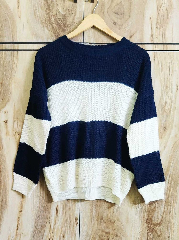 Black & White Sweater Size-40-42