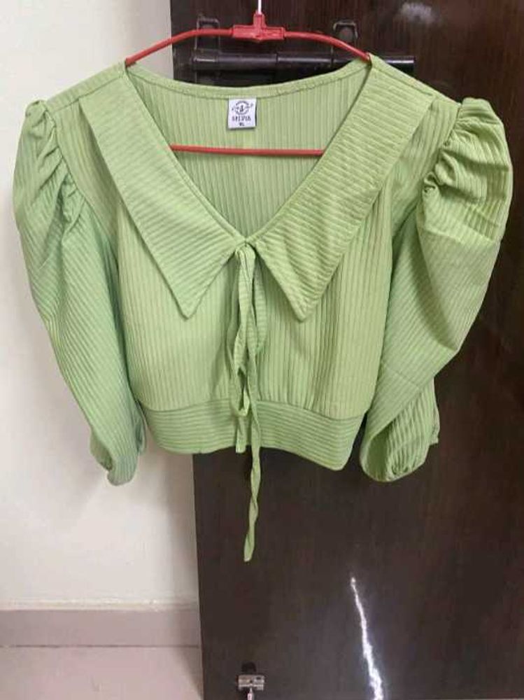 Selvia Green Crop Top