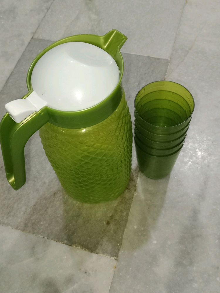 Used Jug With 5 Glasses