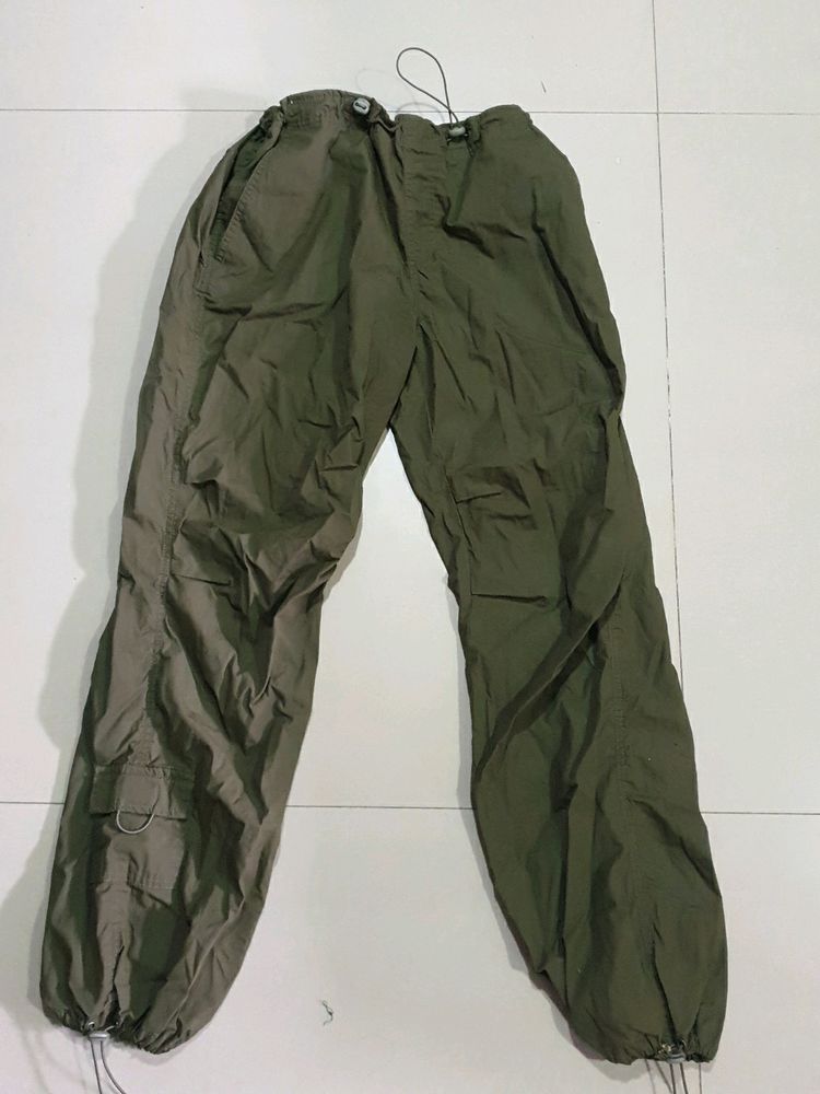 Parachute Pants Olive Greem