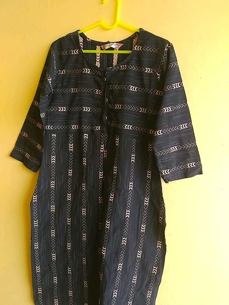 Women Black Straight Kurta