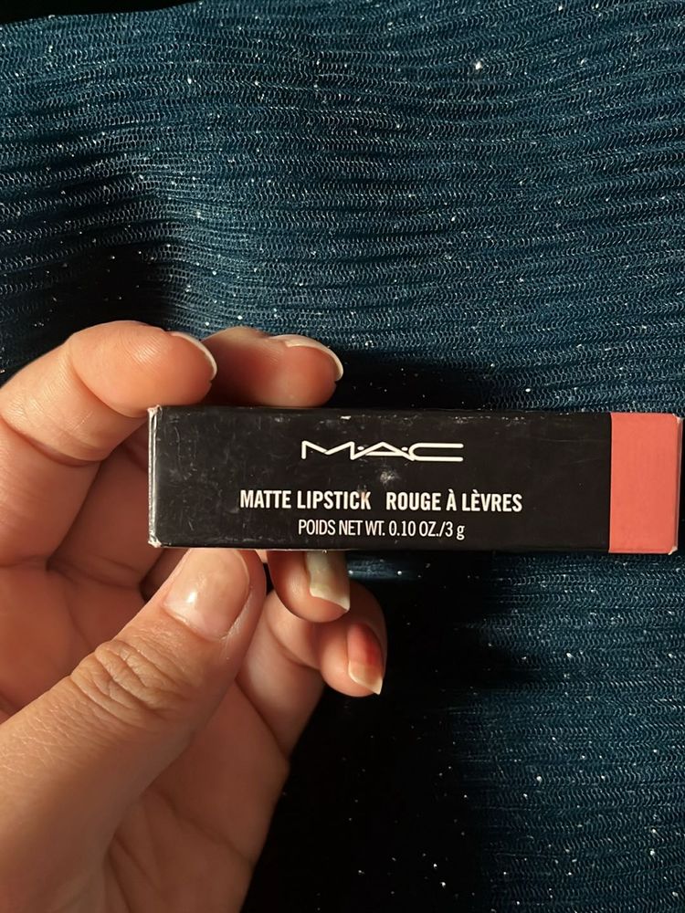 Mac kinda Sexy Lipstick On Sale