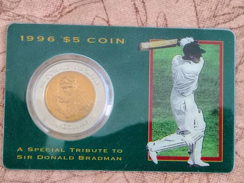 Rare 5 Dollars Sir Don Bradman Carded Coin 🪙