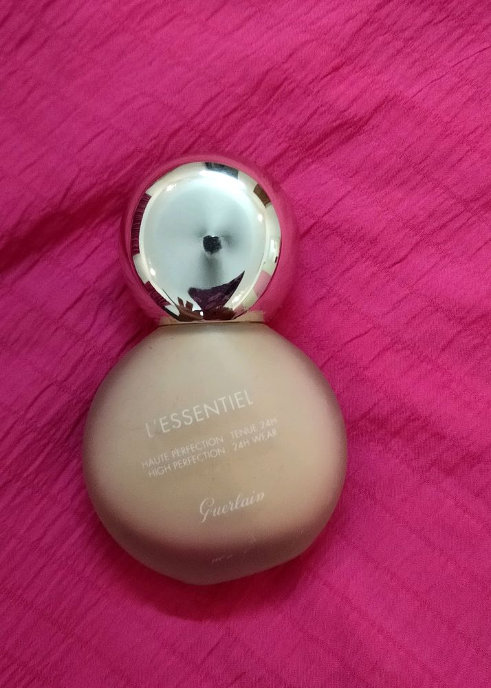 SALE✨SALE✨SALE✨Guerlain L'ssential Foundation 🌈