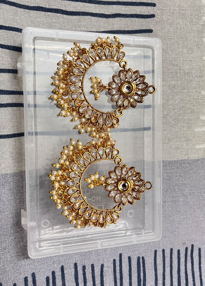 Women Beautiful Jhumka Earring