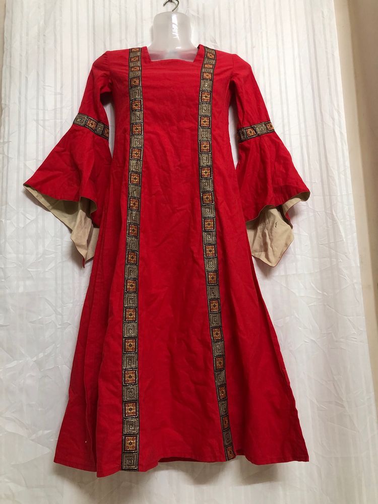 Red Long Sleeve Round Dress