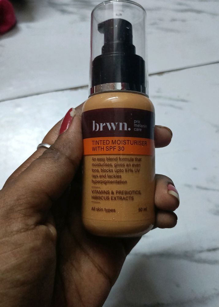 🎗️TINTED MOISTURIZER WITH SPF 30🎗️